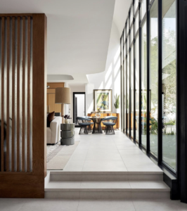 The view to the breakfast room at 4004 Inverness shows this Houston mansion’s wonder. (Photo by Pär Bengtsson)